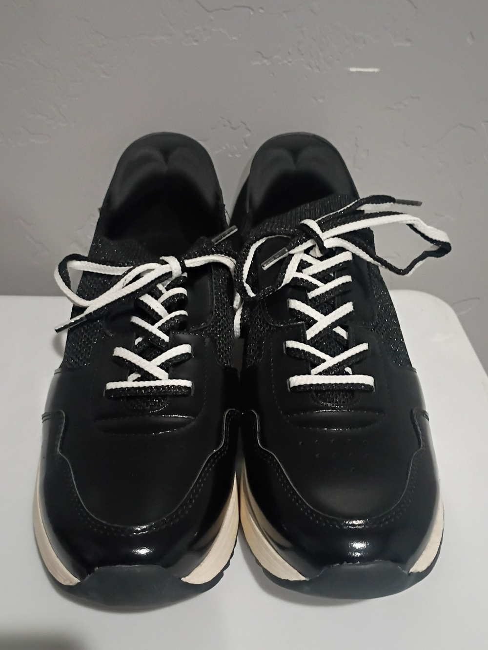 Reaction Kenneth Cole Black Knit & Leather Sneakers with White Sole - Picture 7 of 8